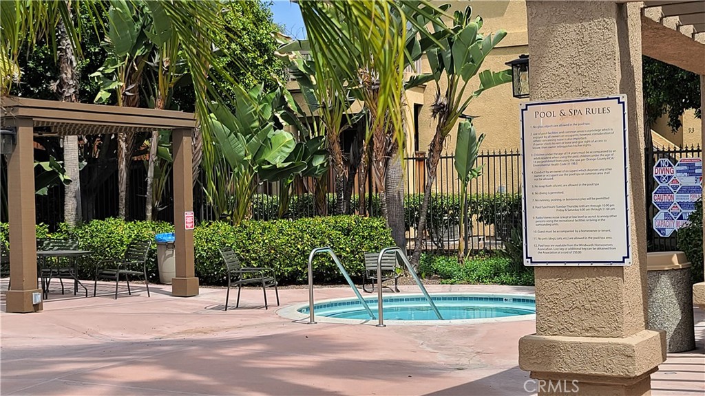 MLS #OC25273791 image #6