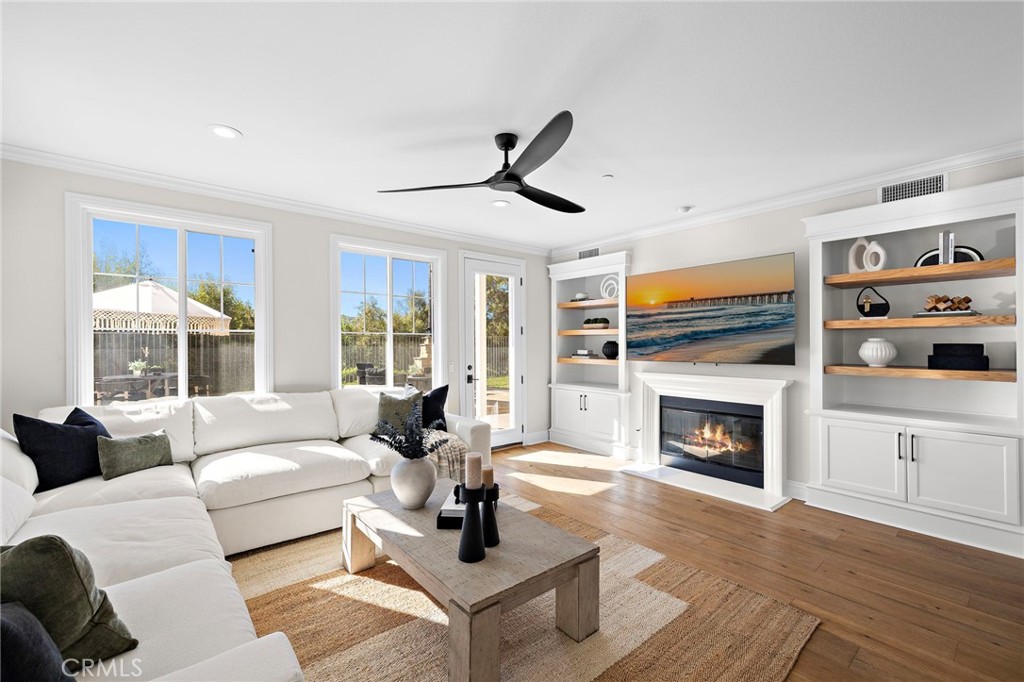 MLS #OC25273809 image #13