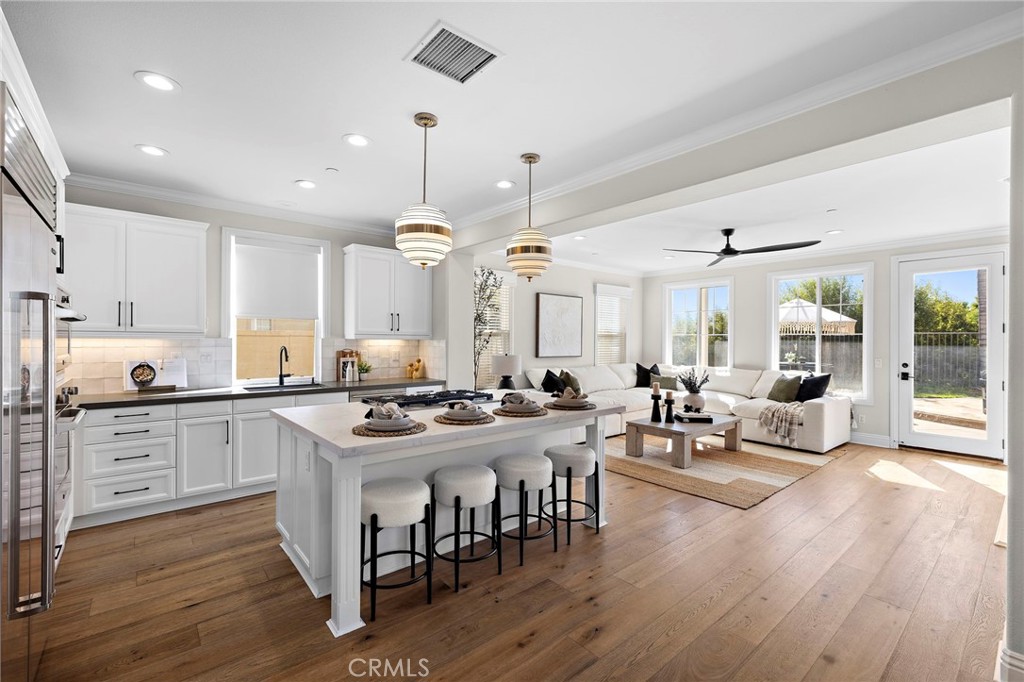 MLS #OC25273809 image #2