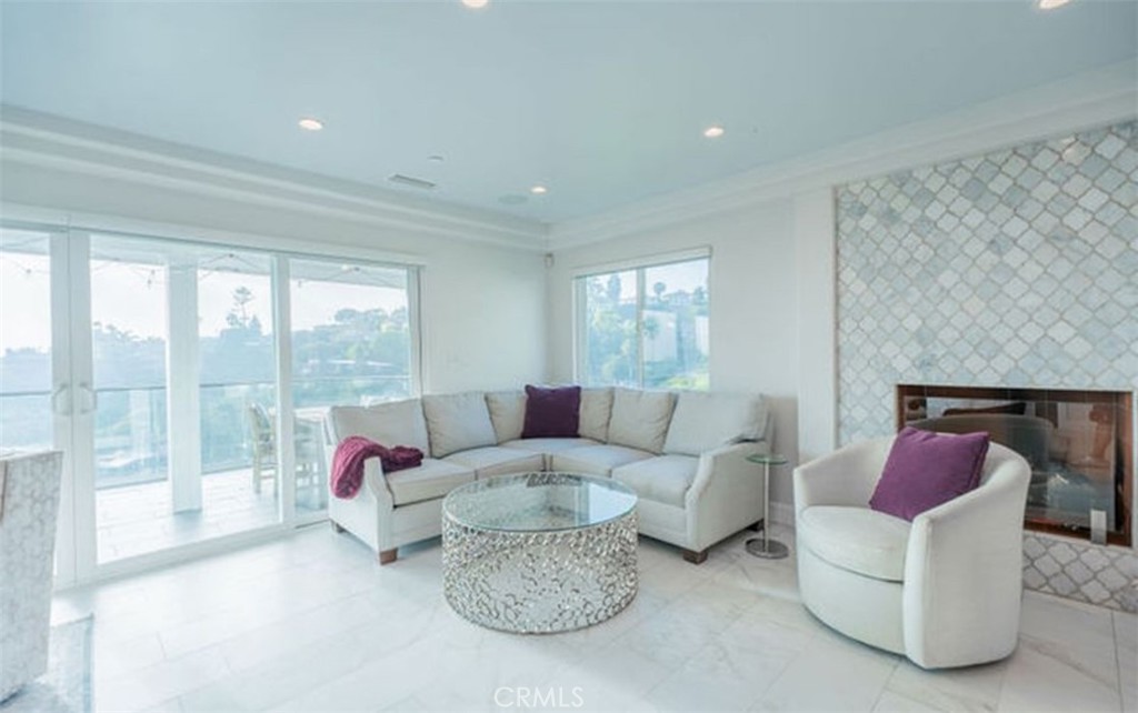 MLS #OC25273831 image #14