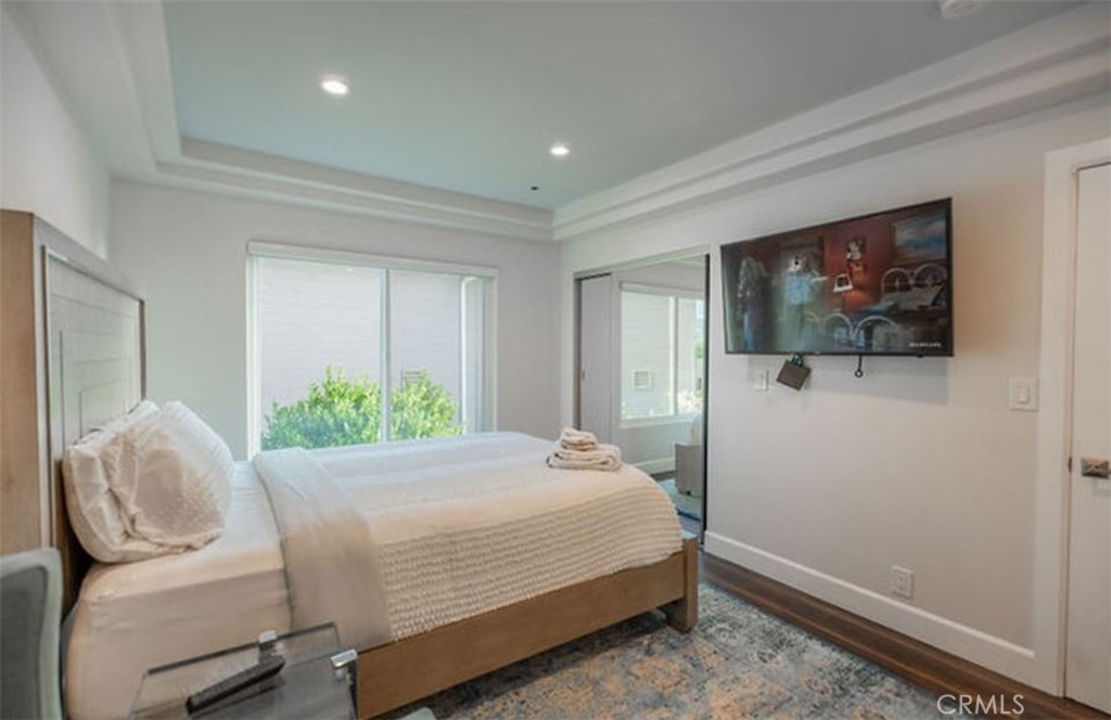 MLS #OC25273831 image #3