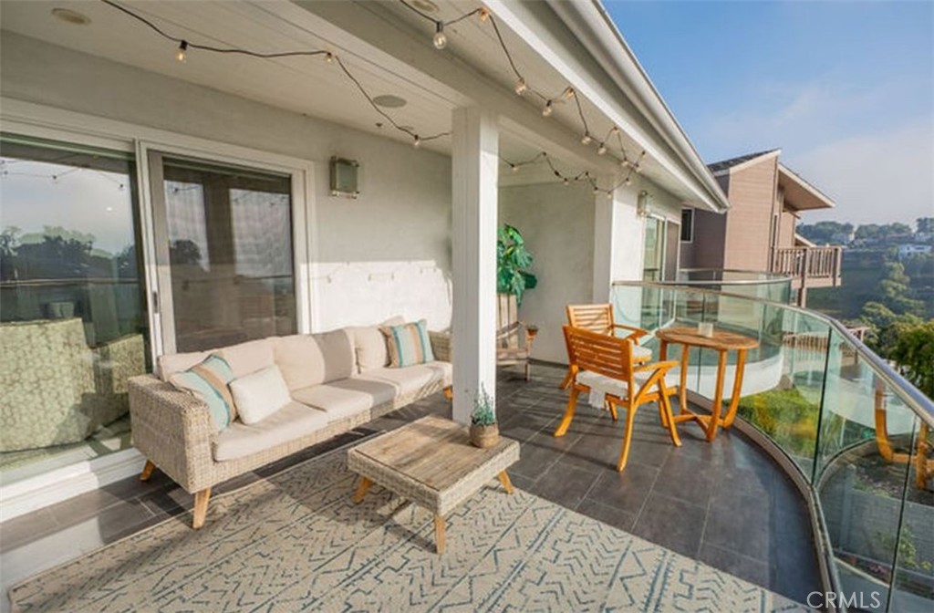 MLS #OC25273831 image #5