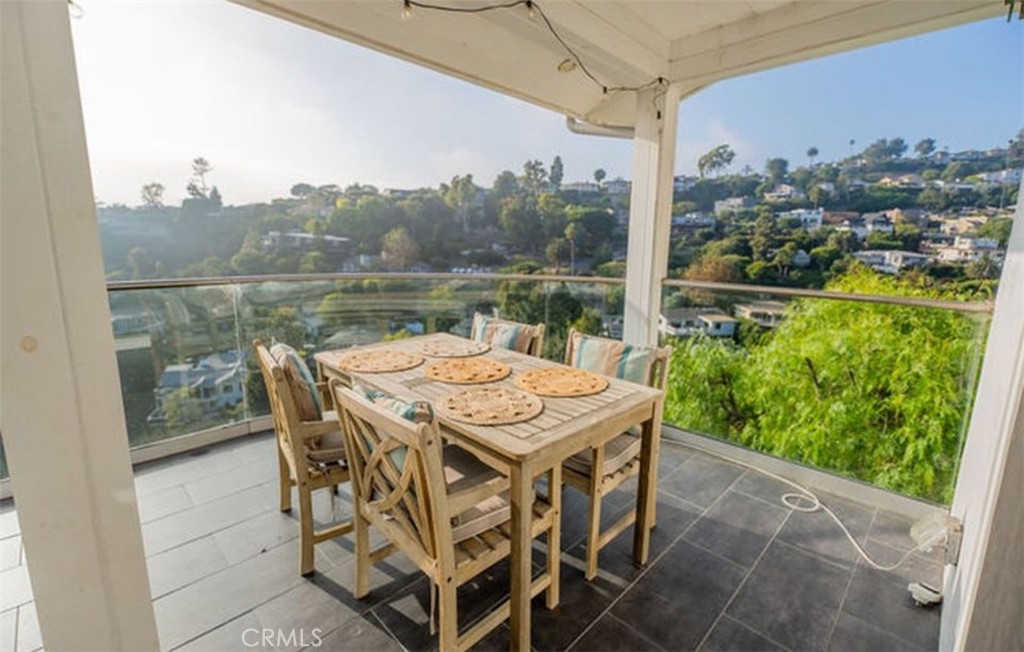 MLS #OC25273831 image #9