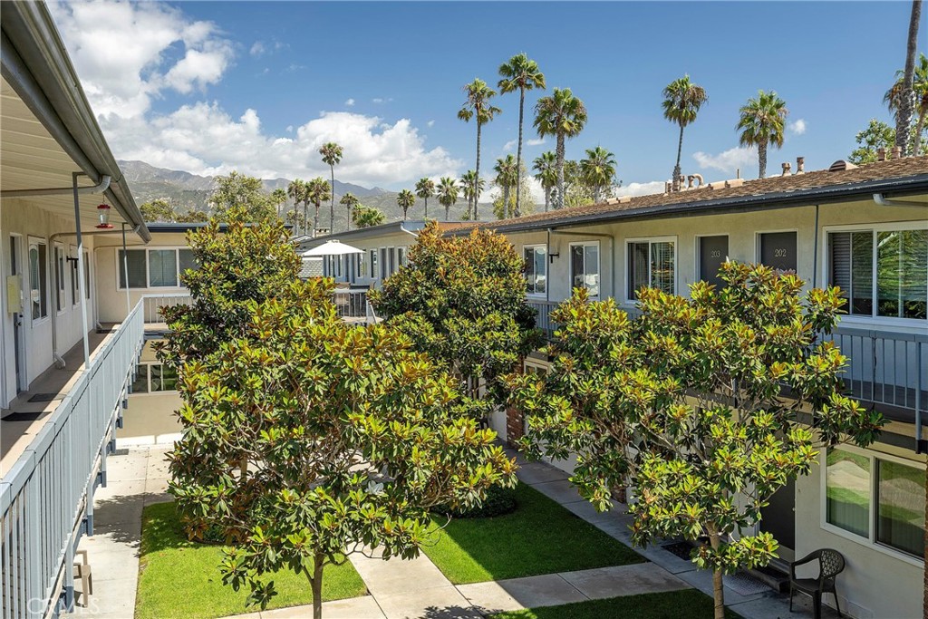 MLS #OC25273832 image #12