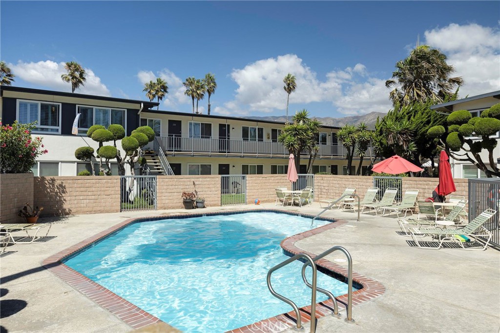 MLS #OC25273832 image #9