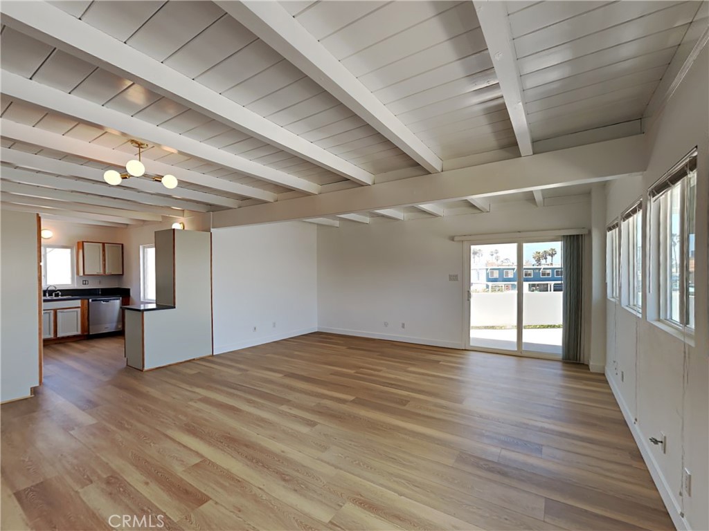 MLS #OC25273861 image #1