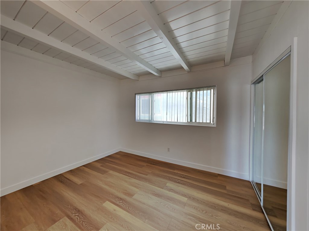 MLS #OC25273861 image #8