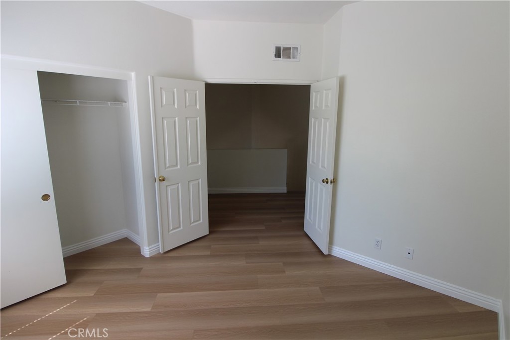 MLS #OC25273933 image #29