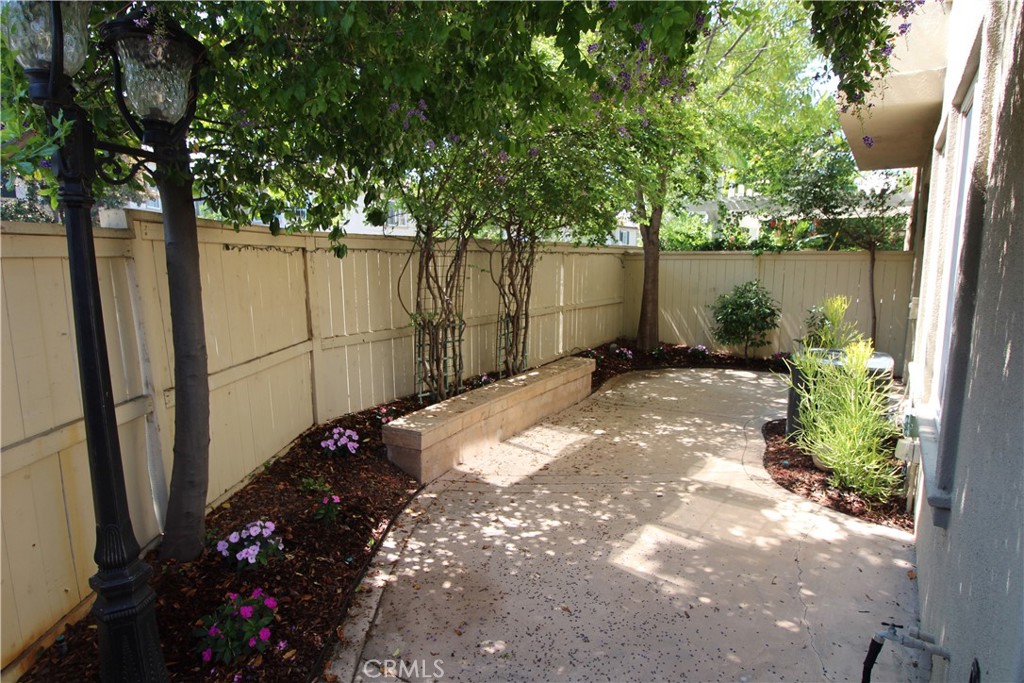 MLS #OC25273933 image #37