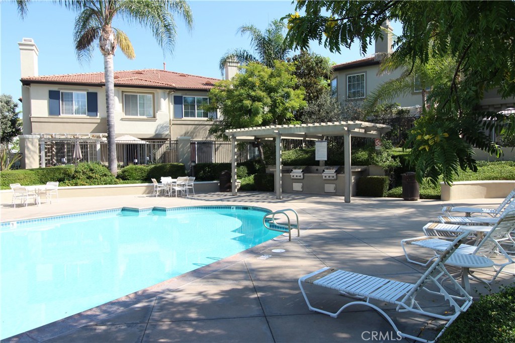 MLS #OC25273933 image #41