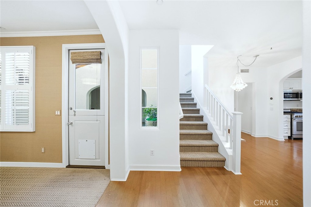 MLS #OC25273952 image #15