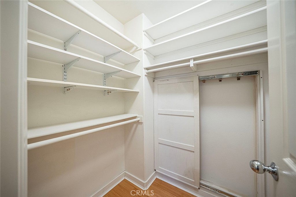 MLS #OC25273952 image #18