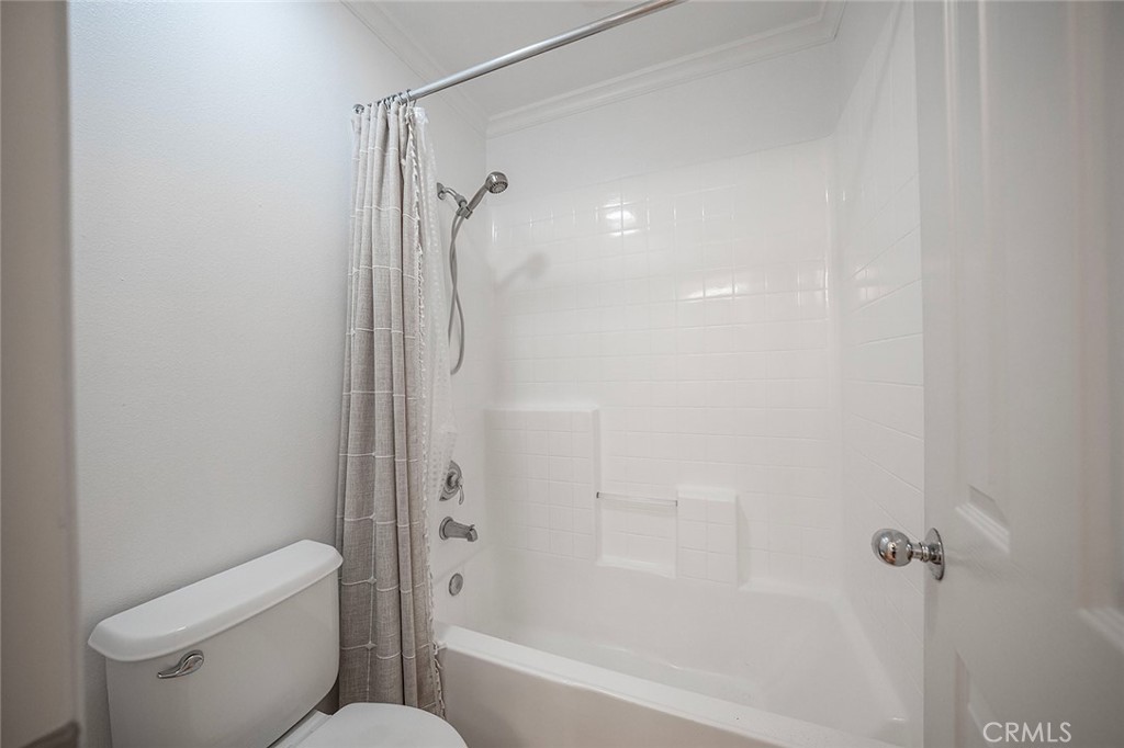 MLS #OC25273952 image #19