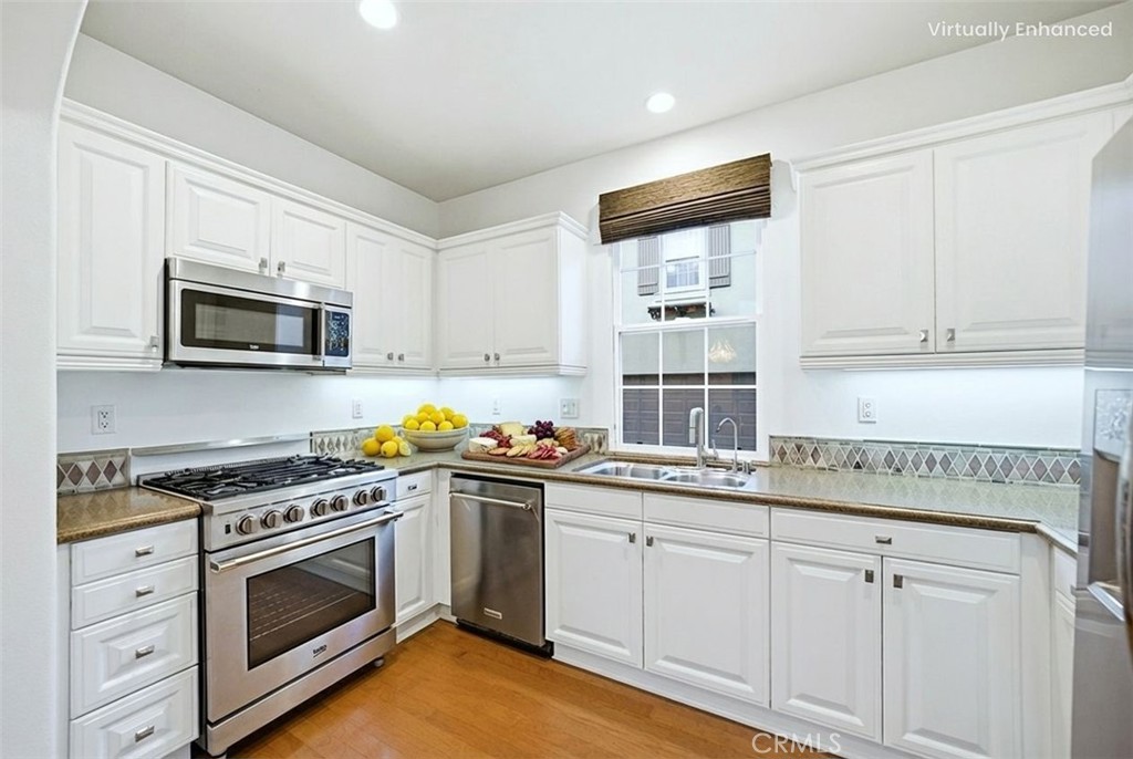 MLS #OC25273952 image #7