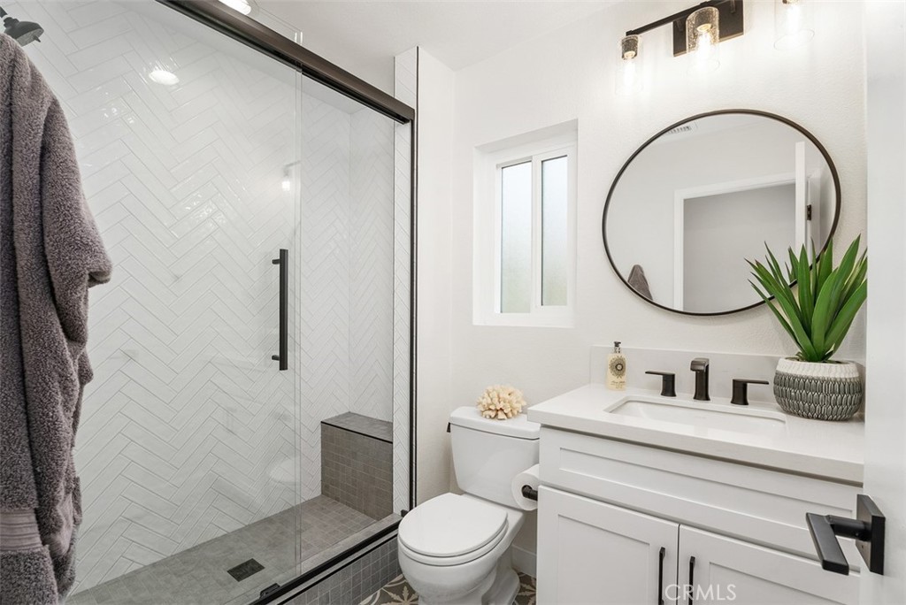 MLS #OC25273962 image #17