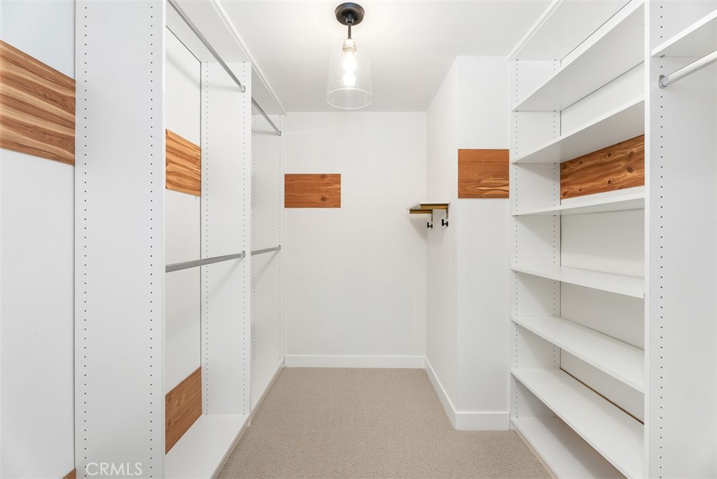 MLS #OC25273962 image #22