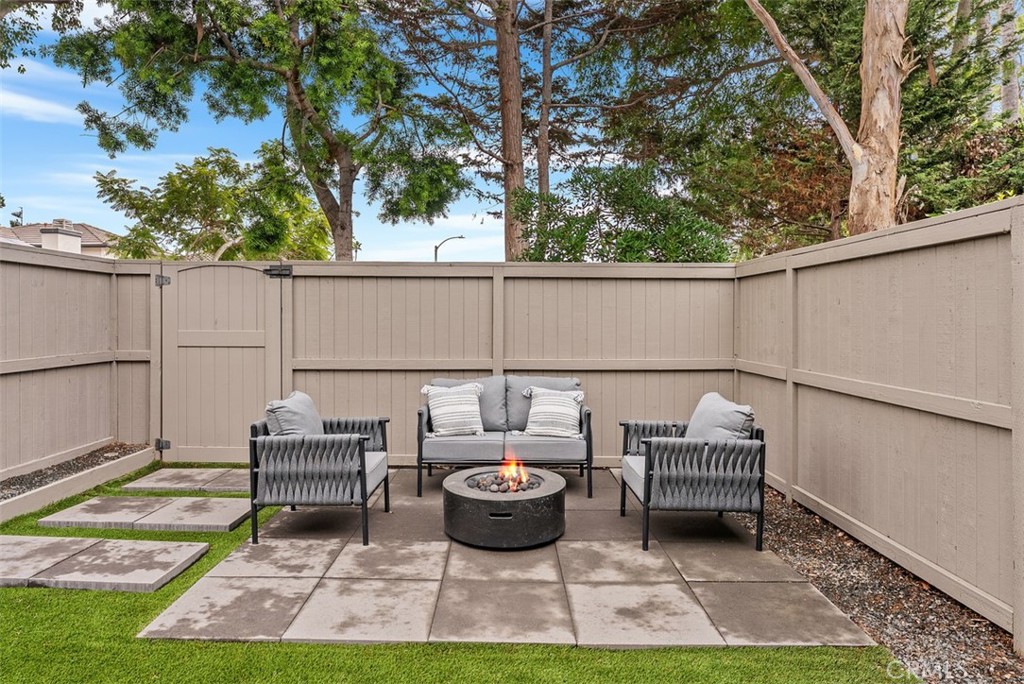 MLS #OC25273962 image #40