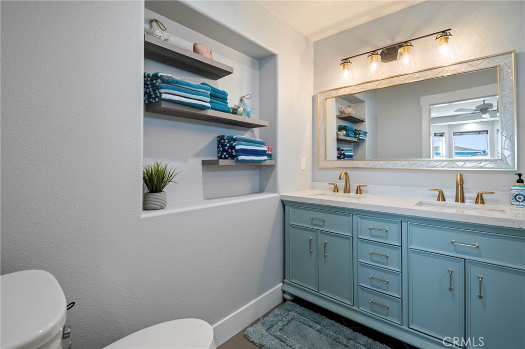 MLS #OC25274009 image #24