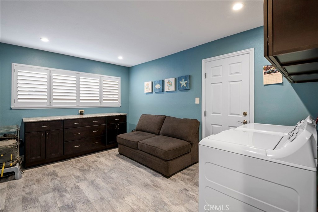 MLS #OC25274009 image #35