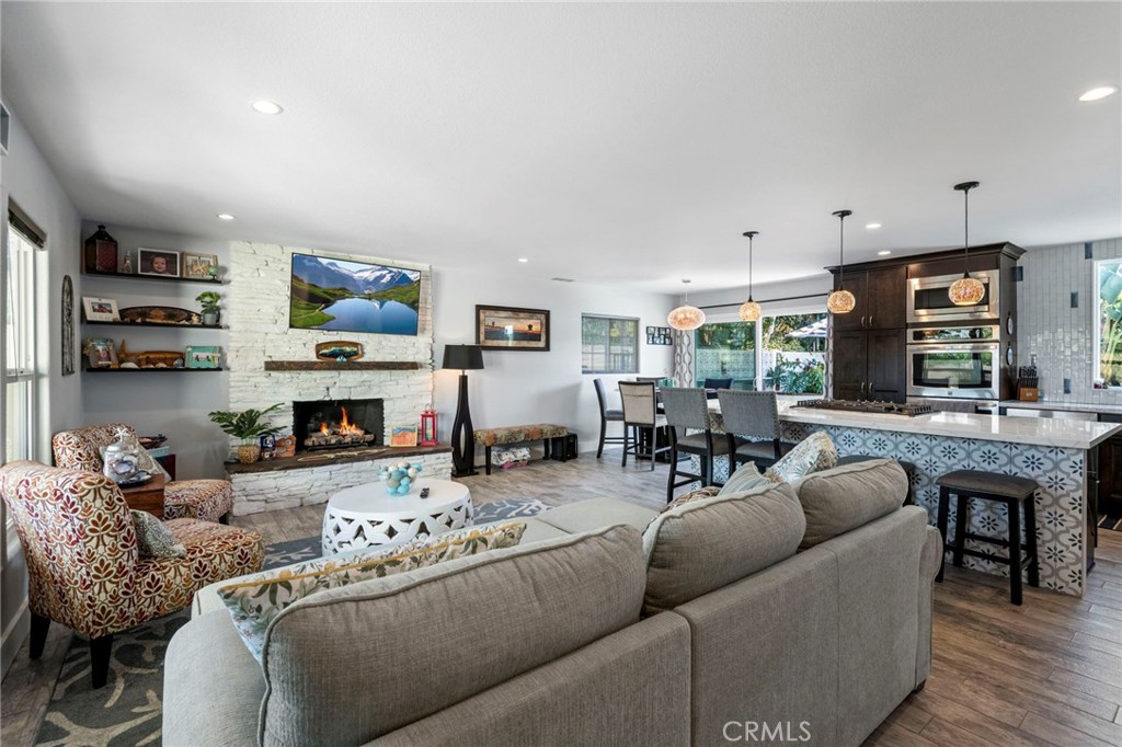 MLS #OC25274009 image #7