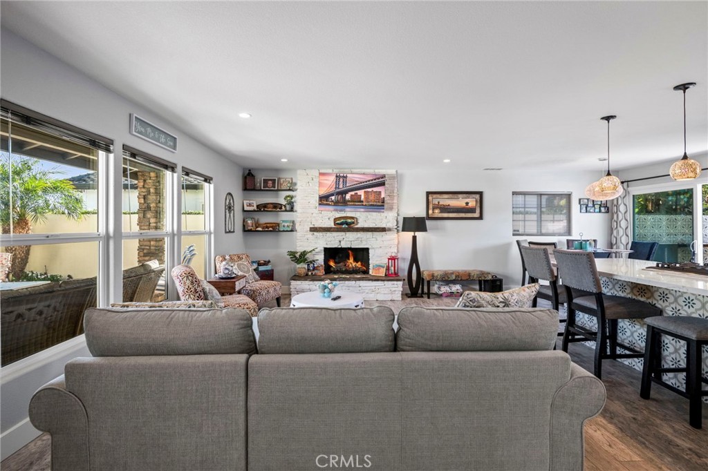 MLS #OC25274009 image #8