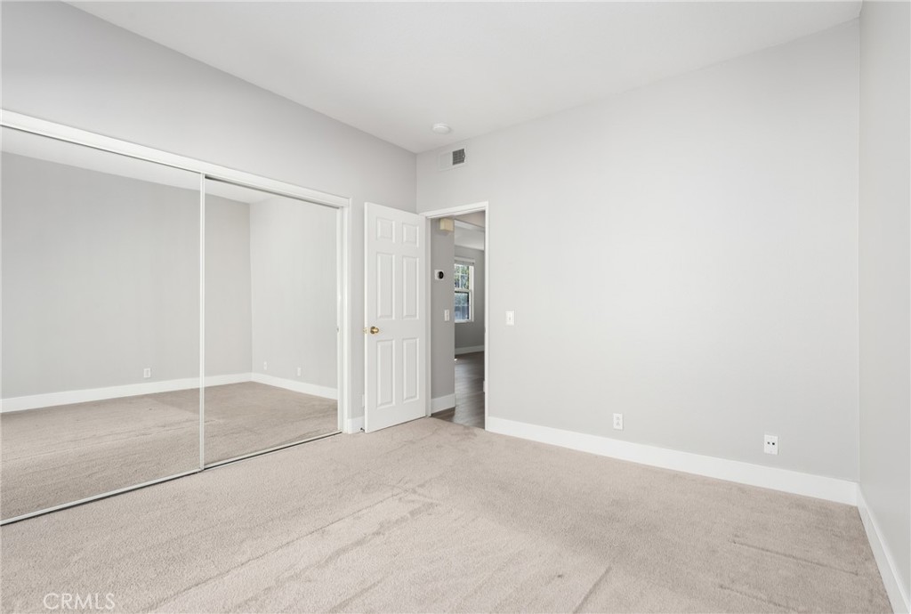 MLS #OC25274032 image #16