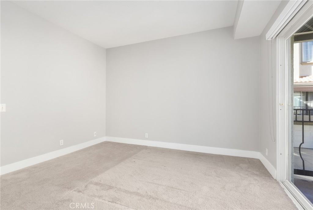 MLS #OC25274032 image #17