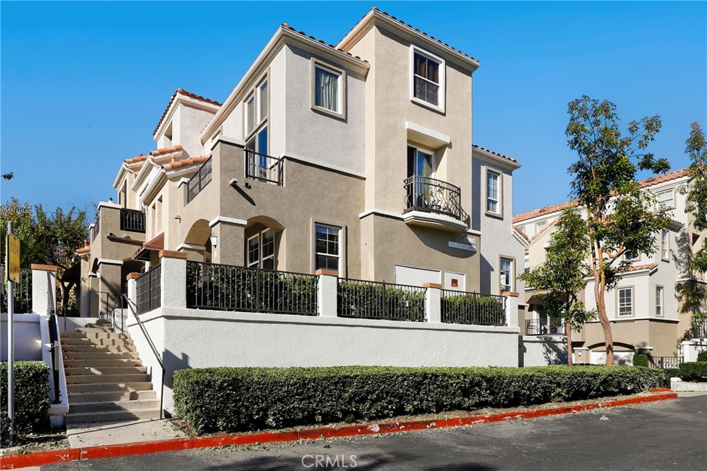 MLS #OC25274032 image #25