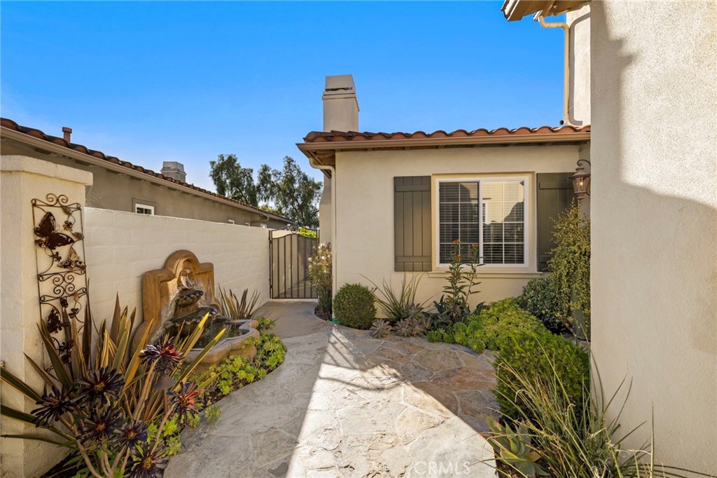 MLS #OC25274049 image #25