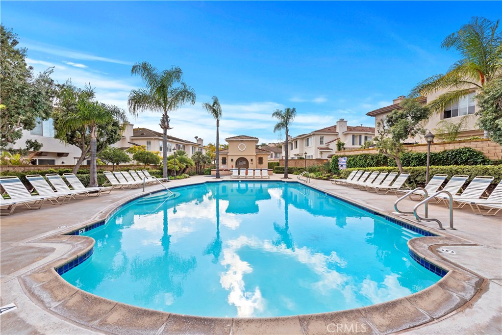 MLS #OC25274049 image #53