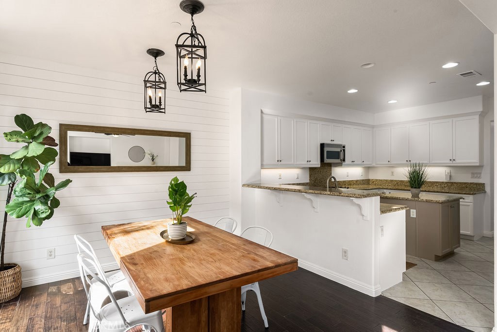 MLS #OC25274069 image #3