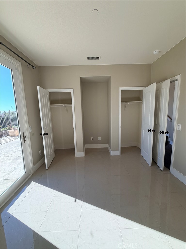 MLS #OC25274072 image #21