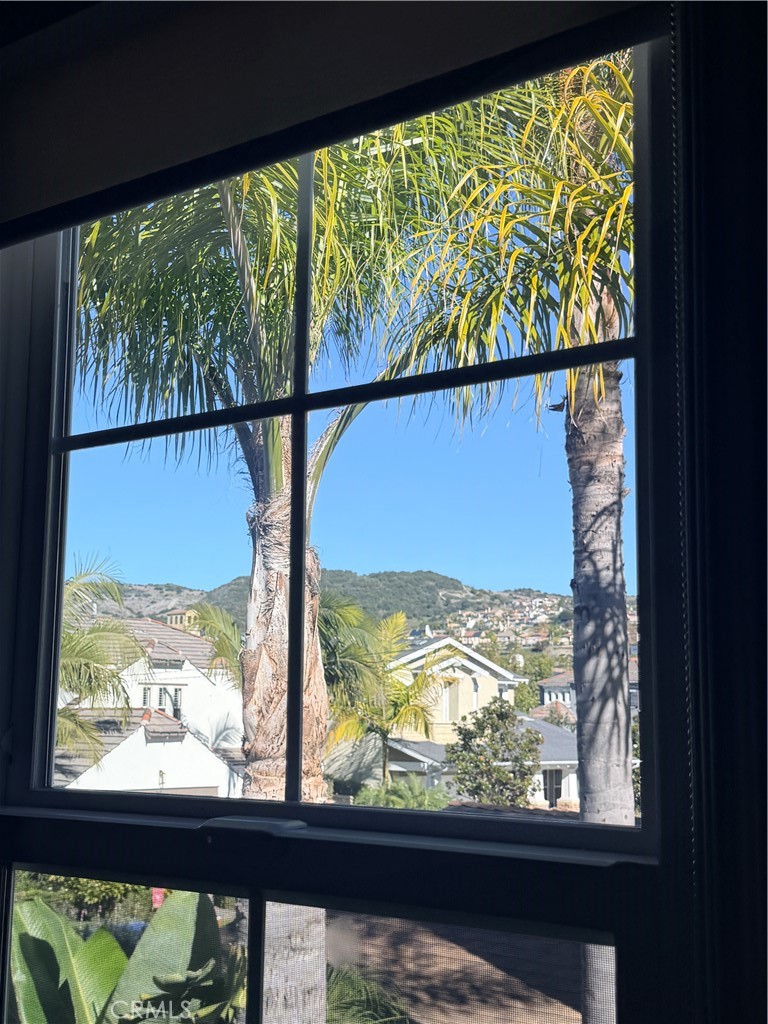 MLS #OC25274072 image #31