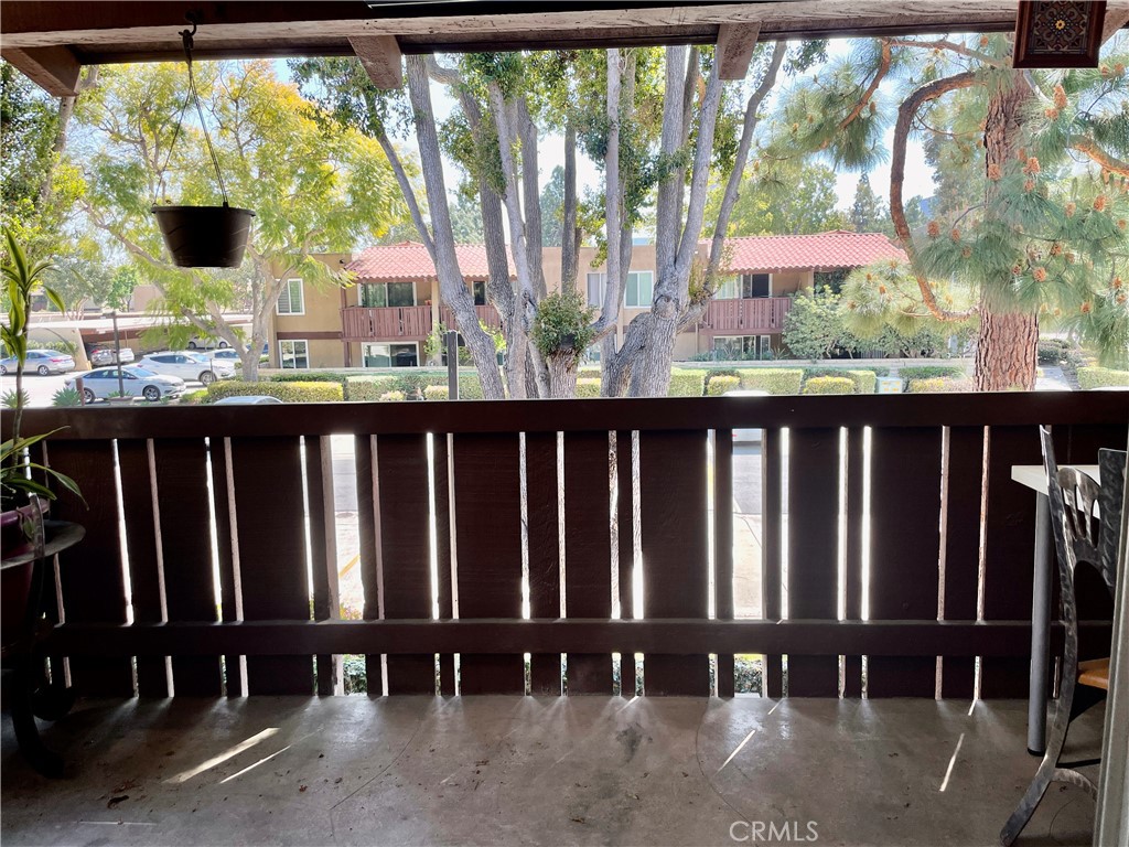 MLS #OC25274088 image #18