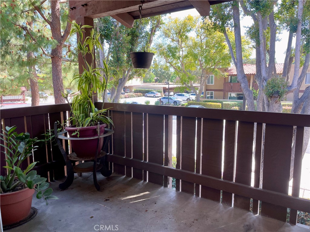 MLS #OC25274088 image #19