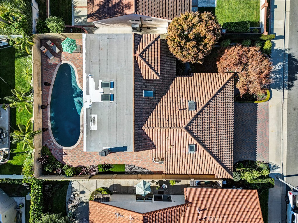 MLS #OC25274099 image #16