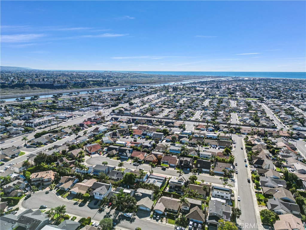 MLS #OC25274099 image #25