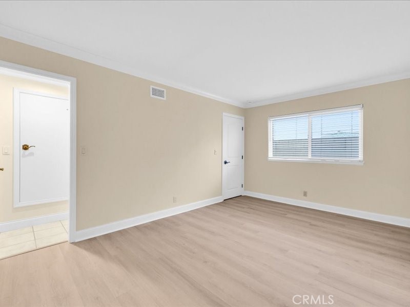 MLS #OC25274099 image #36