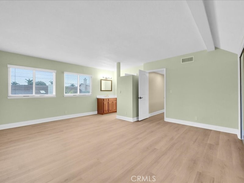 MLS #OC25274099 image #40