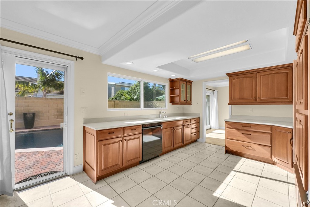 MLS #OC25274099 image #6