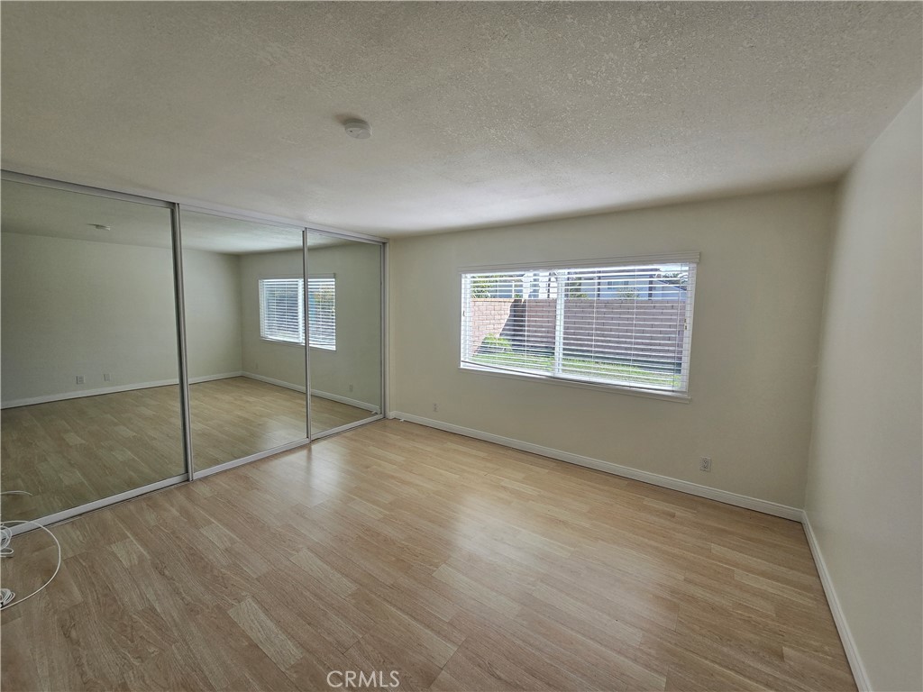 MLS #OC25274220 image #12