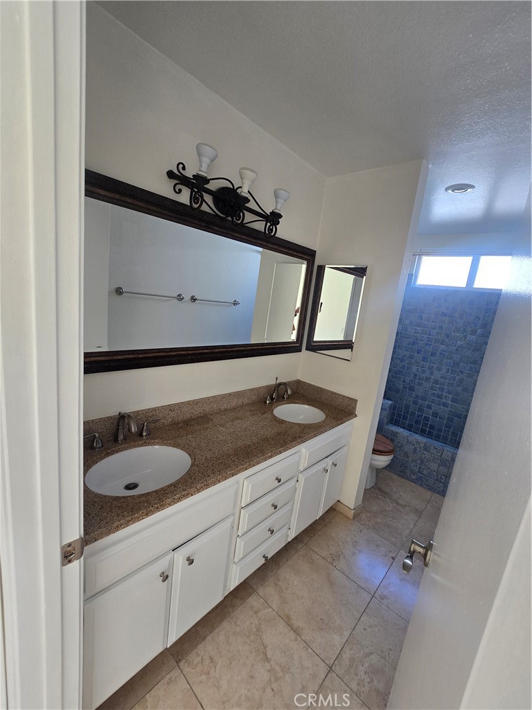 MLS #OC25274220 image #13