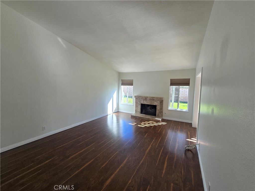 MLS #OC25274220 image #3