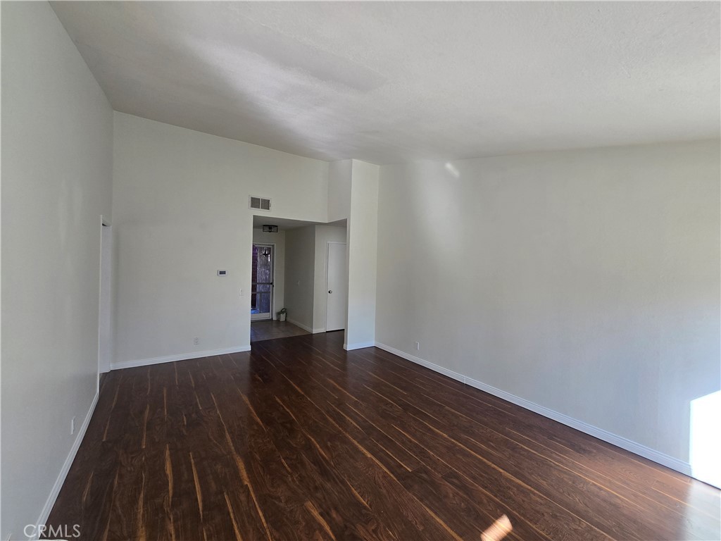 MLS #OC25274220 image #6