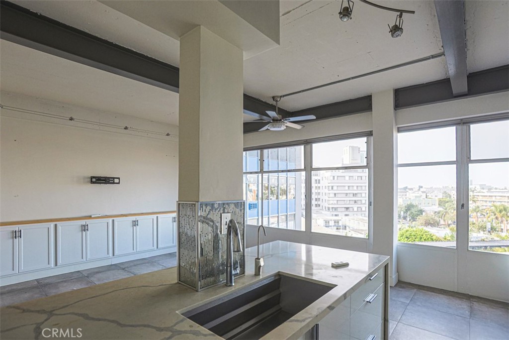 MLS #OC25274222 image #15