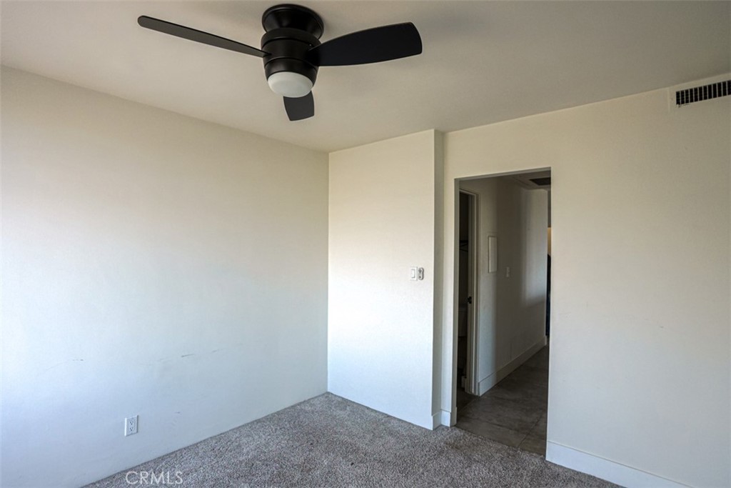 MLS #OC25274222 image #25