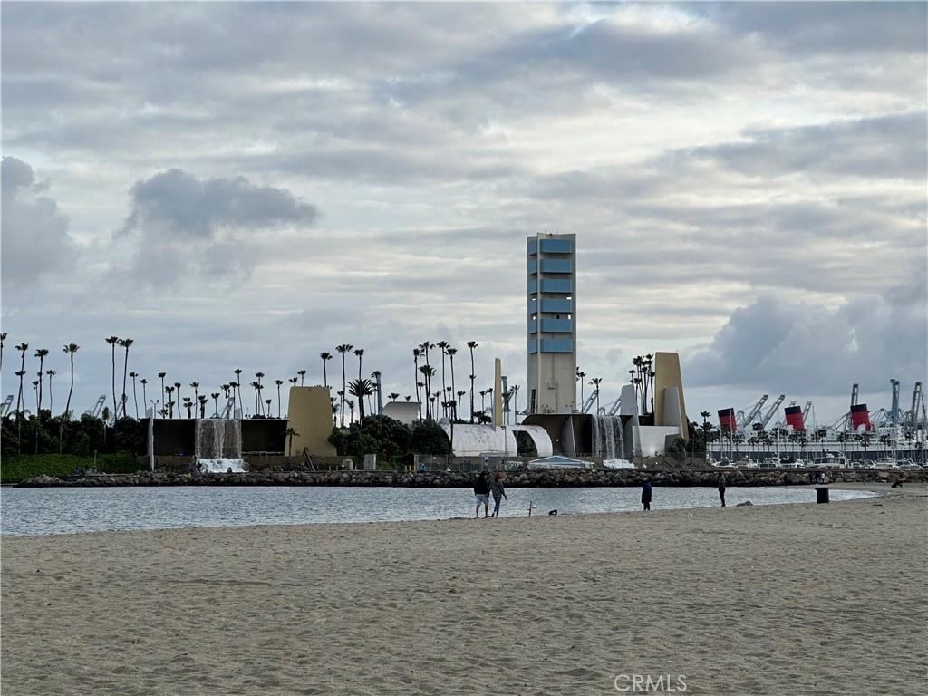 MLS #OC25274222 image #38