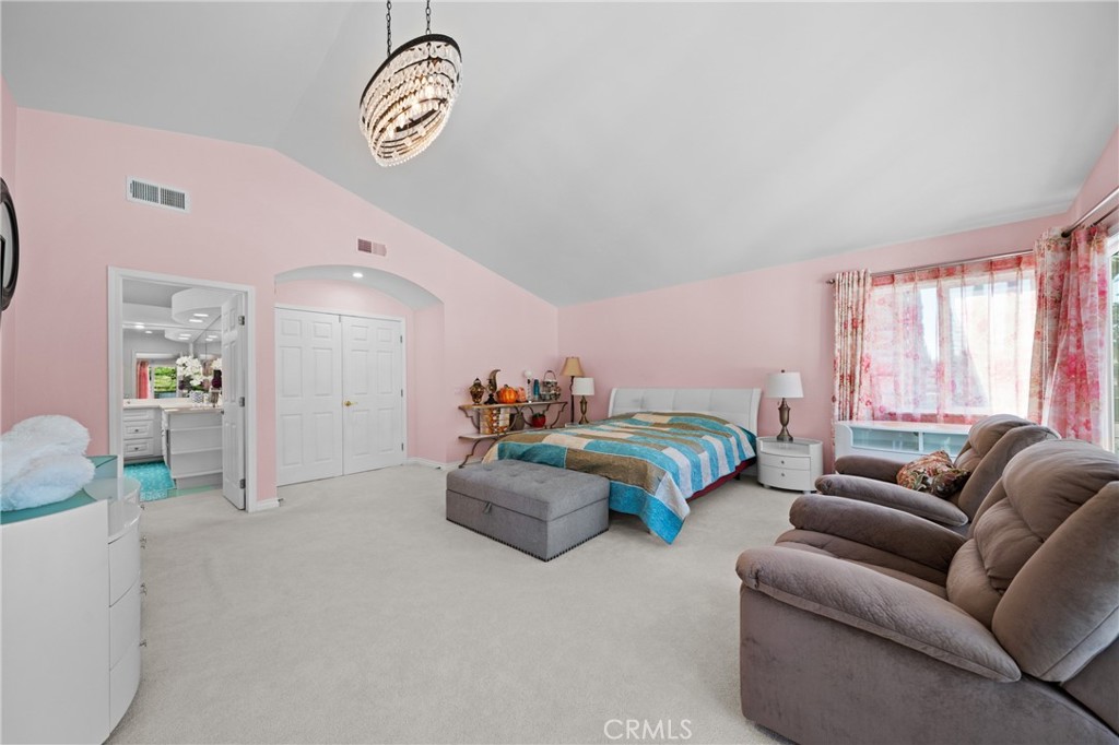 MLS #OC25274238 image #14