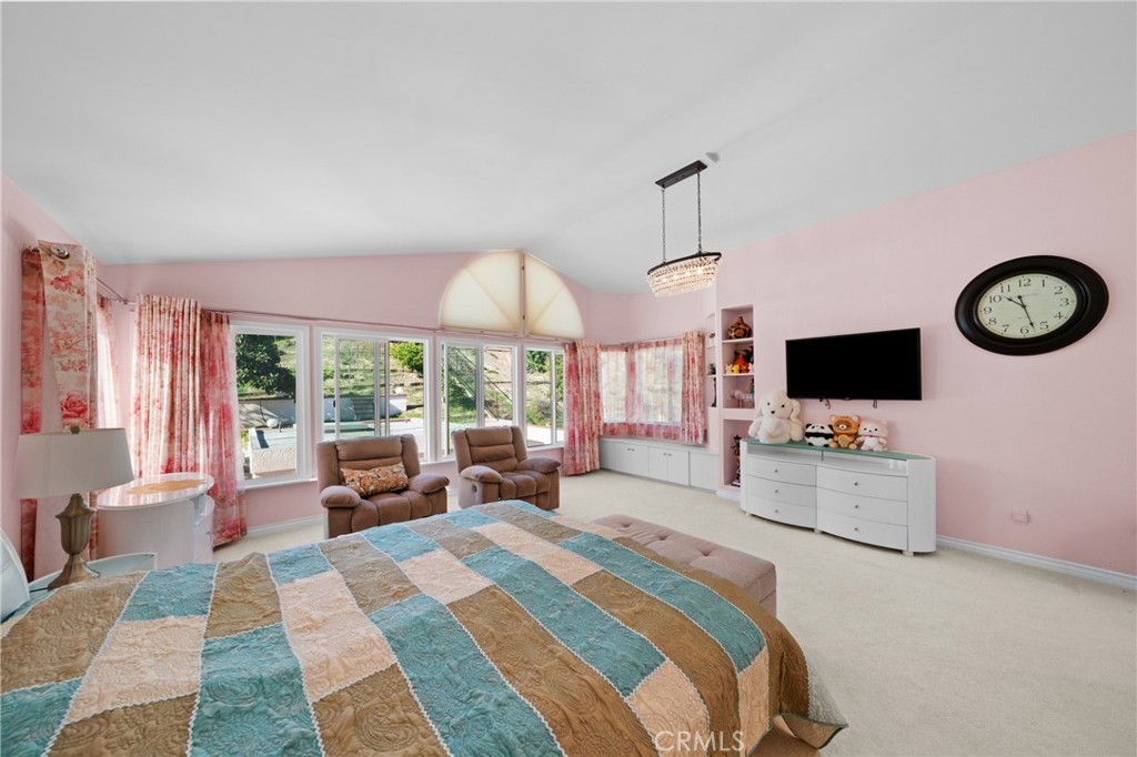 MLS #OC25274238 image #15