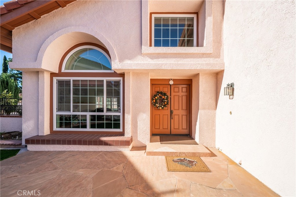 MLS #OC25274238 image #2